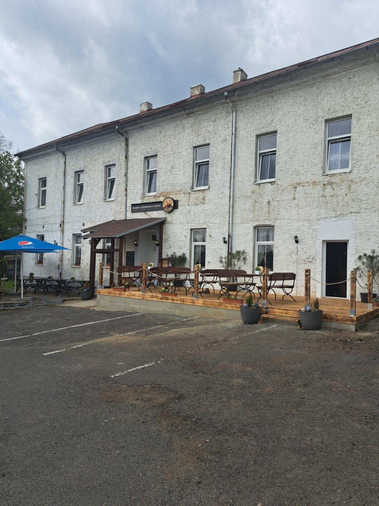 Hotel U Johnu Petrovice (Usti nad Labem)